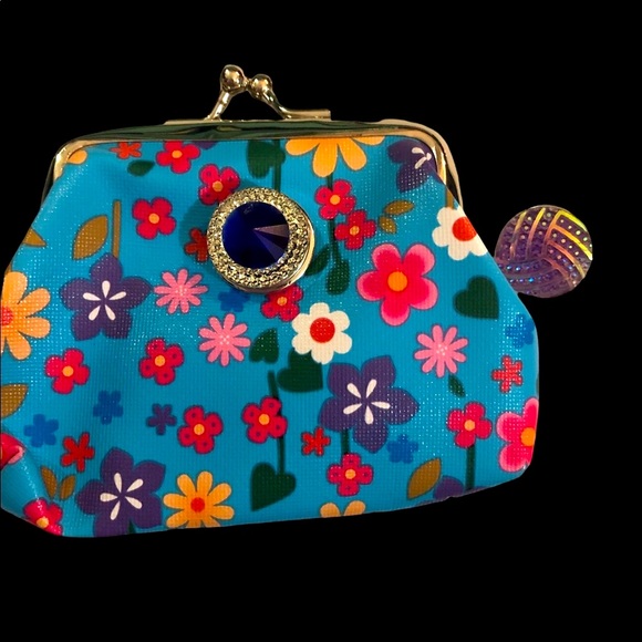 CUTE FLORAL PRINT INTERCHANGEABLE SNAP BUTTON COIN/CHANGE PURSE - Picture 1 of 7